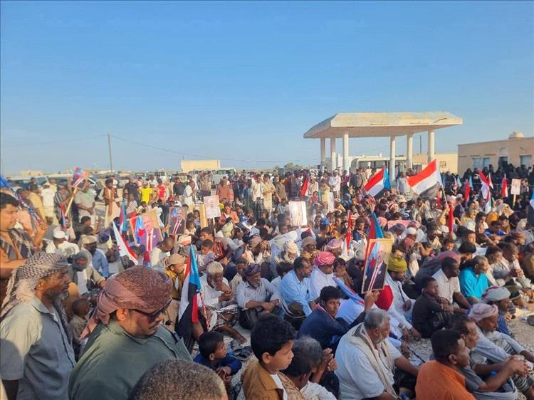 بيان ناري من المهرة: المسيلة تنتفض تضامناً مع حضرموت وتؤكد التمسك بالحقوق ورفض القمع