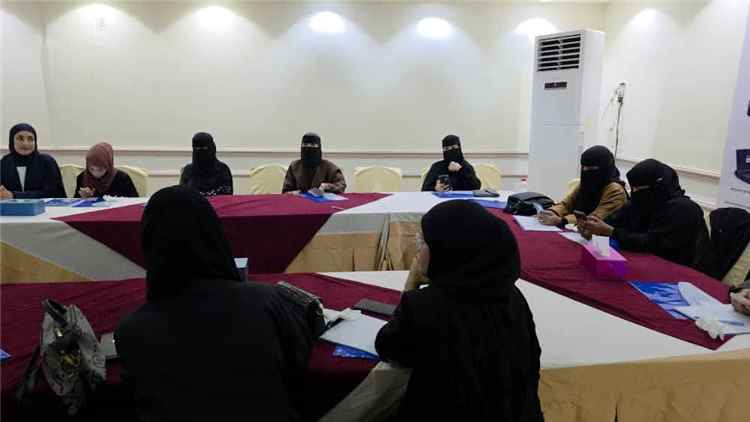 منظمة " صدى " تدشن الدورة التدريبية للسلامة الرقمية مستهدفة صحفيات من لحج وعدن