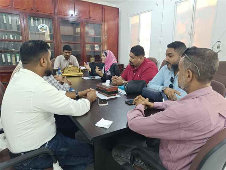 رئيسة الاتحاد العام لنقابات عمال العاصمة عدن تلتقي بقيادات الحركة المدنية الحقوقية