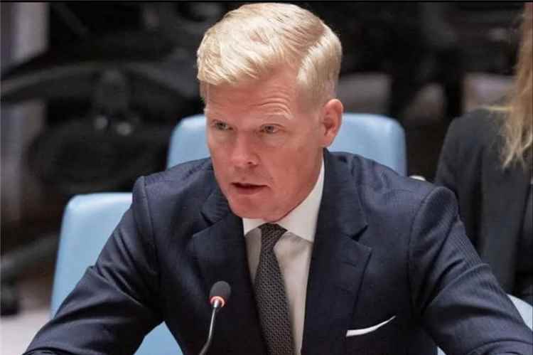 المبعوث الأممي: التصعيد العسكري يرفع بشكل حاد خطر عودة الحرب واسعة النطاق ويهدد المدنيين والبنية التحتية