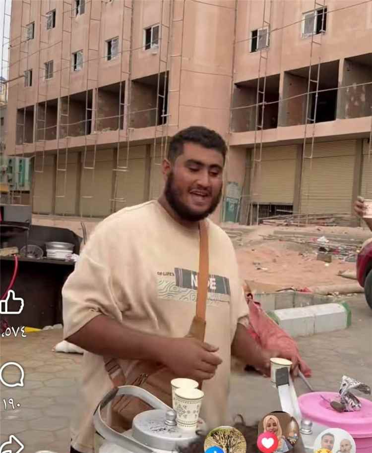 ريام المرفدي تسلط الضوء:«العالم أمجد».. شاب من سرار يافع يحوّل بساطة الشاي إلى قصة كفاح وكرامة
