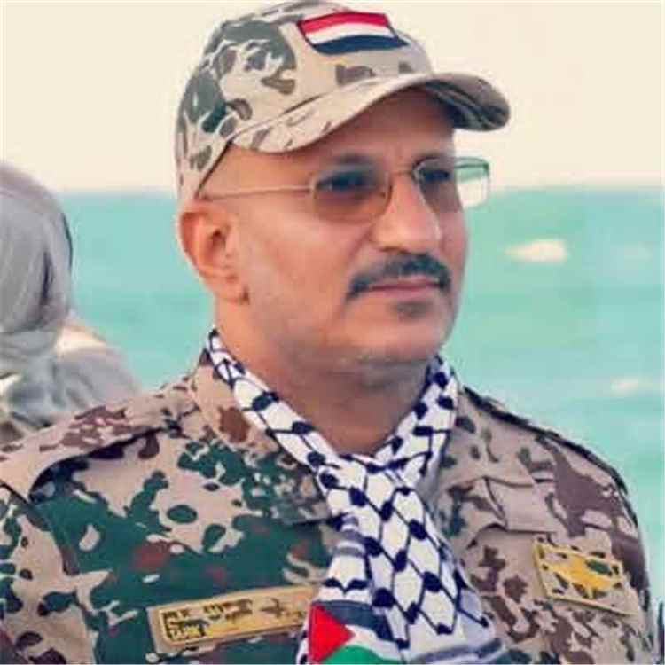 عاجل:مصدر مسؤول يحسم الجدل لموقع منبر الأخبار بشأن استشهاد العميد طارق محمد عبدالله صالح في هجوم ح^وث_ي بالخوخة
