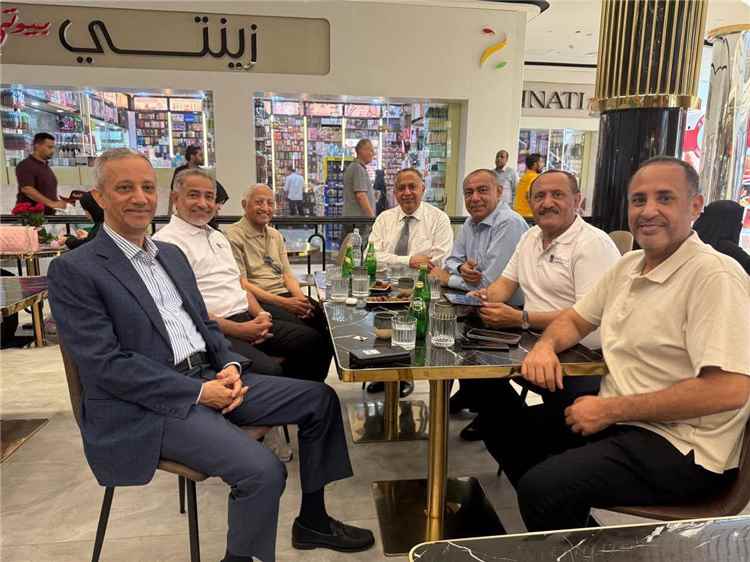 قيادات «هائل سعيد أنعم» تصل اليمن.. حضور رفيع يعكس التزام المجموعة بدعم الاقتصاد والتنمية