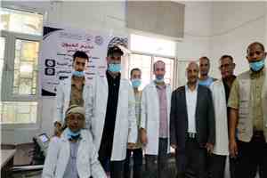 مدير عام قعطبة المهندس عبدالوهاب سنان يدشّن مخيماً طبياً مجانياً لجراحة العيون في مركز الطوارئ التوليدية بقعطبة