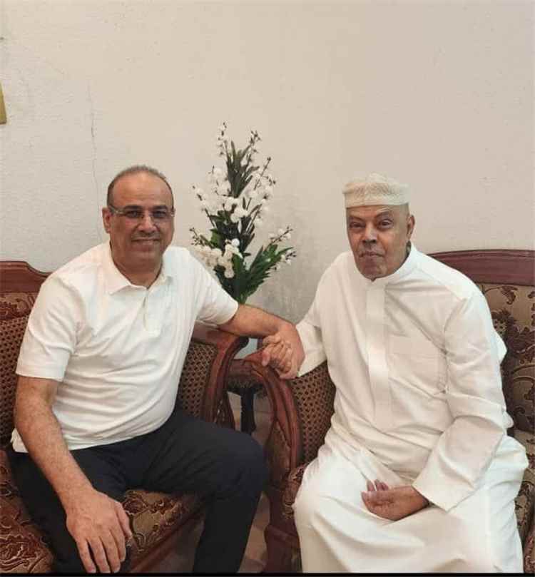 الميسري يزور الفريق الركن عبدالله عليوة وزير الدفاع الأسبق للاطمئنان على صحته