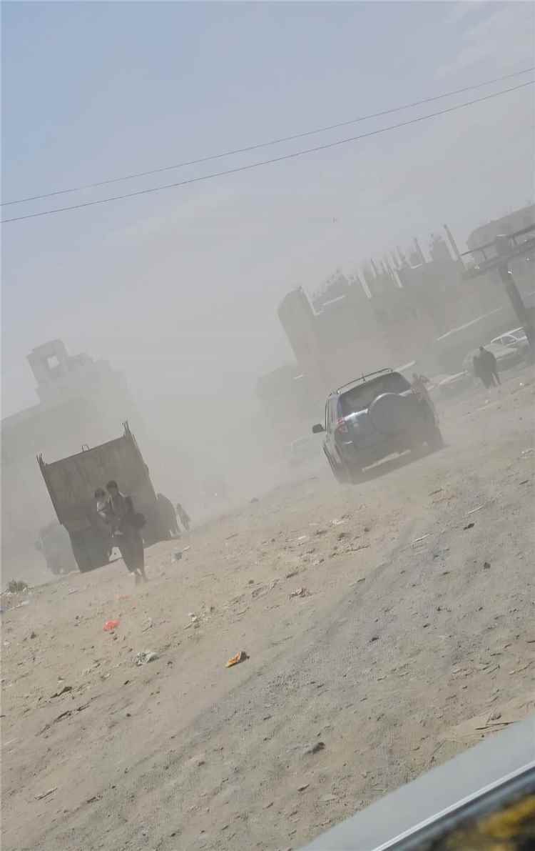هذه ليست صورة من الصحراء، ولا من جبهة قتال... هكذا تبدو صنعاء (صورة)