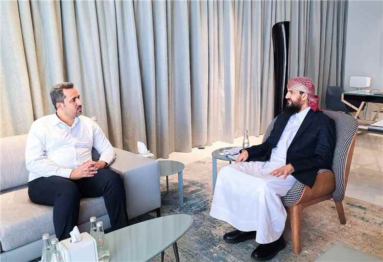 المحرّمي يستقبل محافظ لحج ويطّلع على الأوضاع الأمنية والخدمية بالمحافظة