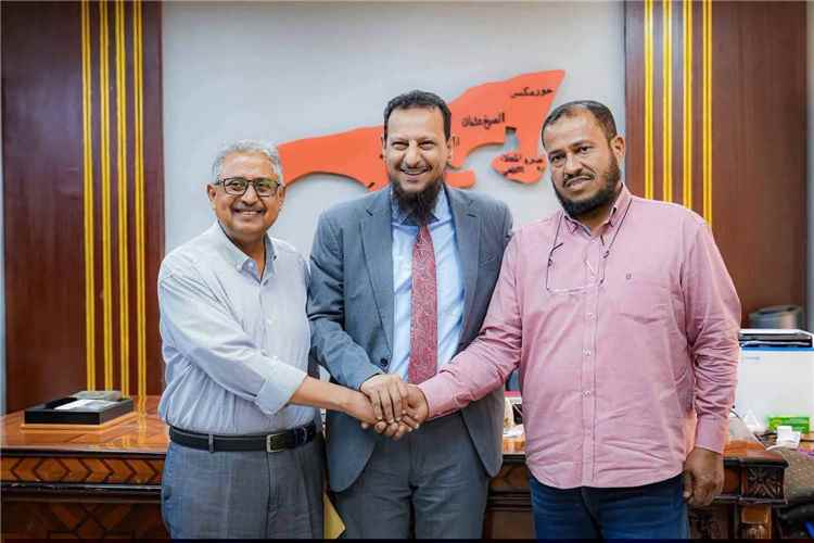 الصحفي ماجد الداعري: قائد راشد يغادر صندوق نظافة عدن بـ3 مليارات ريال في الخزينة ويقدم نموذجا للنزاهة المؤسسية