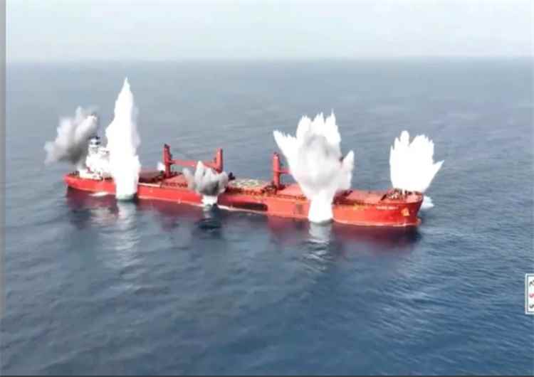 الحو..ثيون يلوحون بتصعيد بحري ضد السعودية.