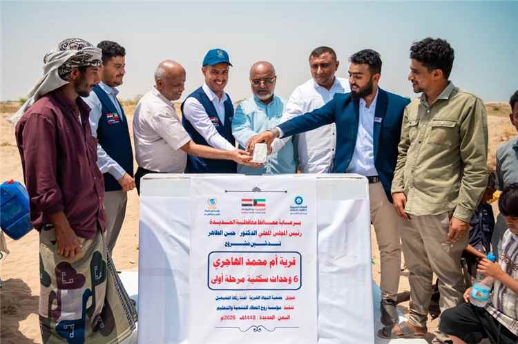 السلطة المحلية في الخوخة  تدشن مشروع وحدات سكنية.