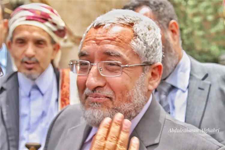 عاجل: اللجنة الرباعية تبدأ عملها في صنعاء.. وترقب للكشف عن مصير السياسي محمد قحطان