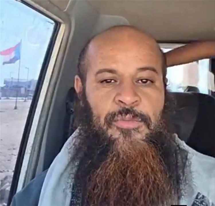 احتجاز عبدالرحمن الكعلولي "خيبر" في شرطة إنماء بعدن.. وغموض يحيط بأسباب الإجراء