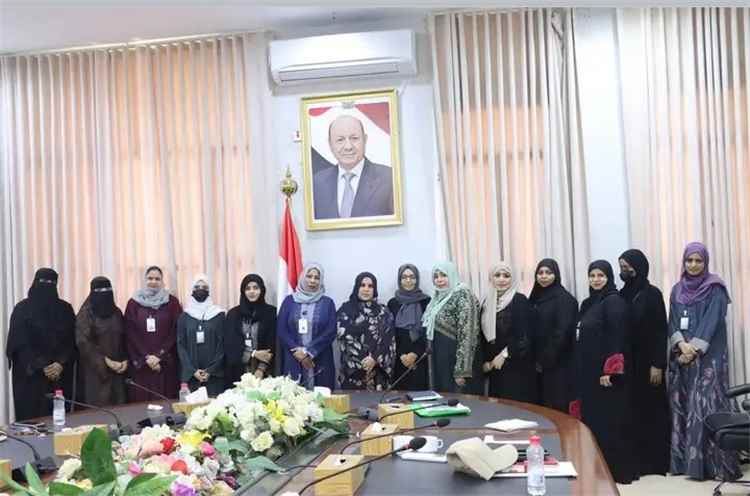 الوزيرة جعسوس تؤكد على أهمية تعزيز التنسيق والتعاون بين المؤسسات والقيادات النسائية..