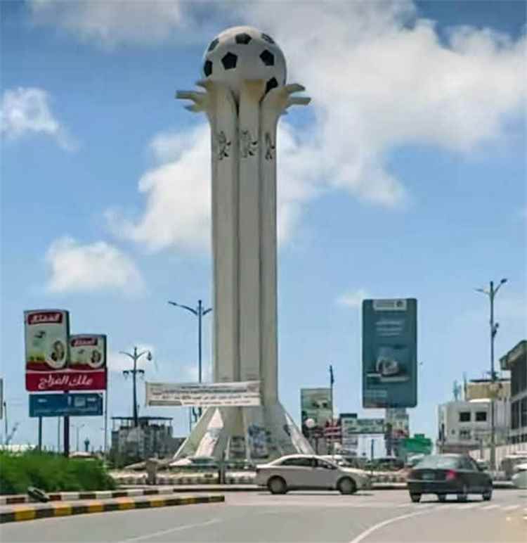 الناشط عبدربه العولقي  يكشف مفاجأة بشأن قوائم تبادل الأسرى: تضم مدانين بقضايا إره.ابية واغت.يالات بينهم المحكوم بإع.دام ق.اتل الشيخ مبارك ذيبان