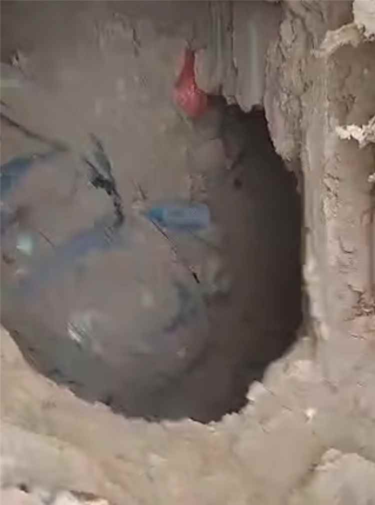 بلاغ يطالب بالتحقيق في أعمال حفر بمنطقة الوهط بلحج خشية انهيار منزل سكني