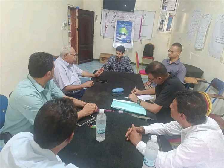 أحمد حرمل.. في حديثه لشباب الاشتراكي في الضالع..بسواعد الشباب تبنى الاوطان وبعقولهم تنمو وتزدهر
