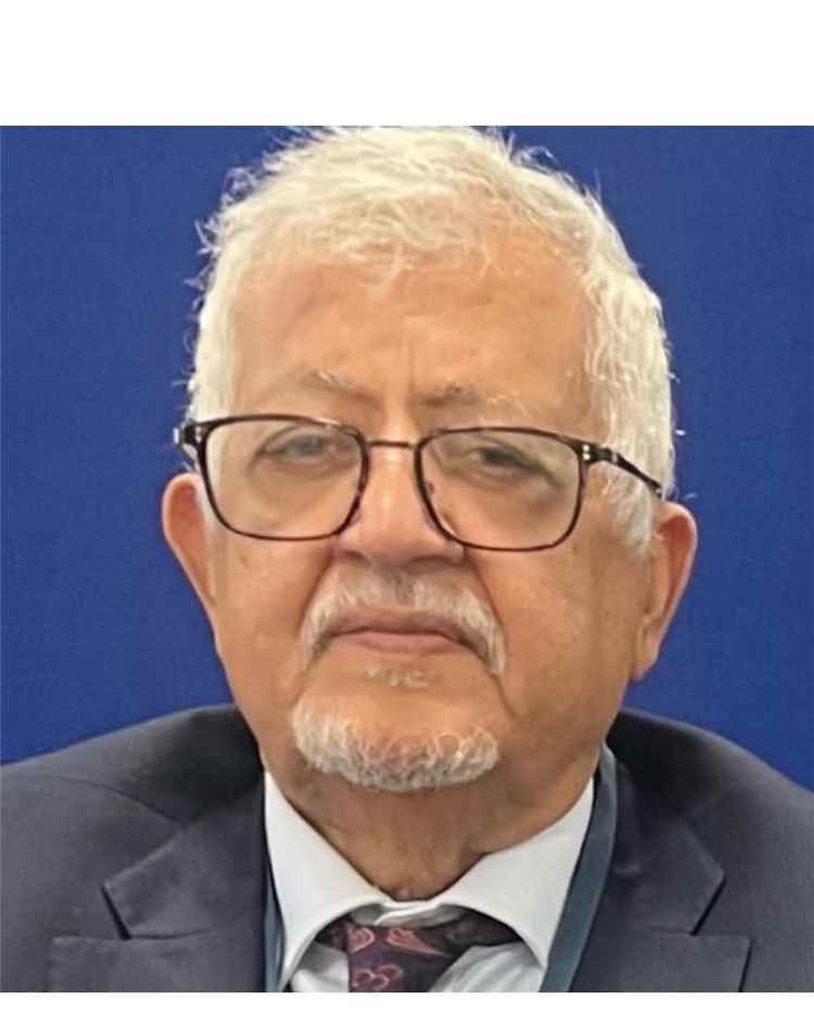 سفير اليمن لدى بريطانيا ياسين سعيد نعمان: توخيل حرم إنجلترا من الانتصار بخياراته التكتيكية وسلم المباراة لخصمه