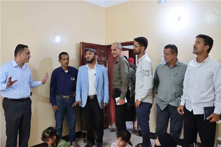 مدير عام ردفان ومدير مكتب الشؤون الاجتماعية والعمل بلحج يشيدان بدور المركز المجتمعي ومركز تمكين المرأة اقتصادياً في دعم النساء والأطفال