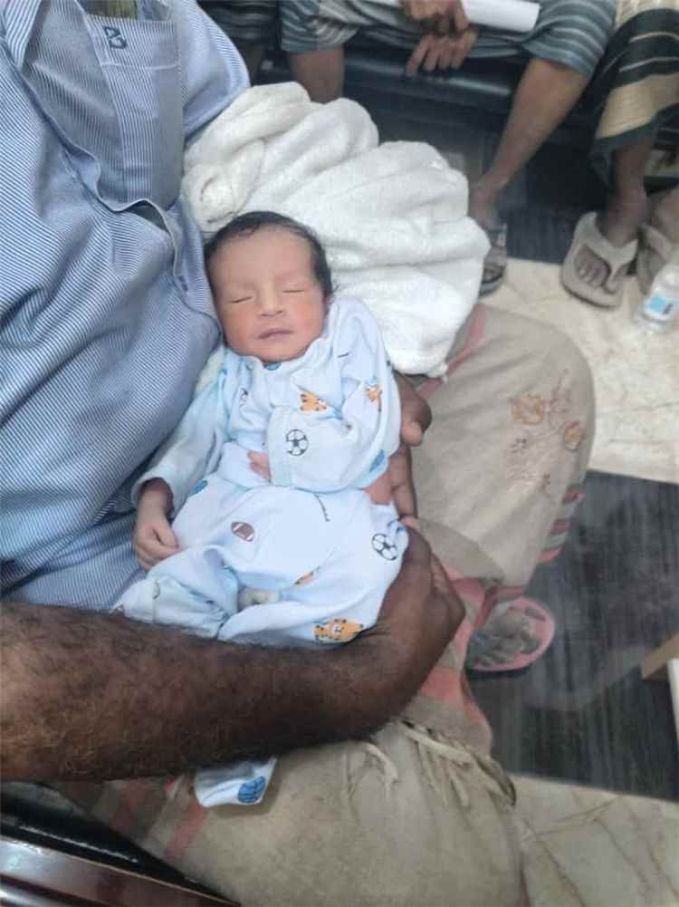 عاجل: العثور على طفل رضيع في منطقة الفيوش بمحافظة لحج