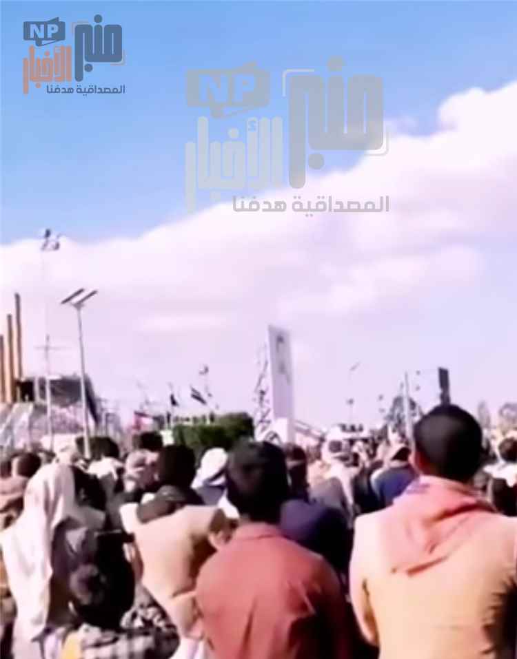 ظهور مفاجئ للعميد طارق محمد عبدالله صالح داخل ميدان السبعين يثير تفاعلاً واسعاً(صورة)