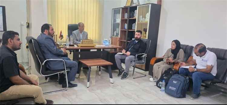 وكيل وزارة الشؤون الاجتماعية والعمل يزور فرع الهلال الأحمر بمأرب ويبحث برامج الحماية مع المنظمات الدولية