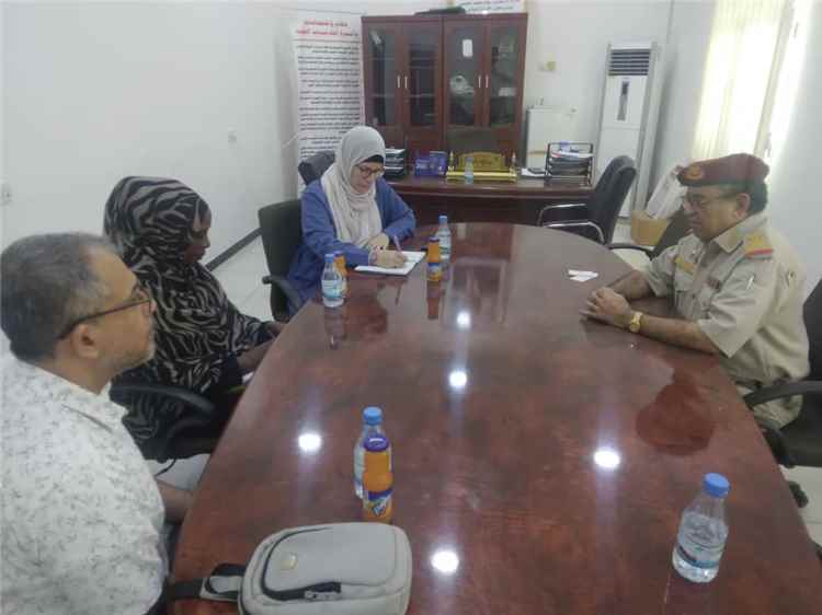 مدير دائرة الخدمات الطبية العسكرية يبحث مع الصليب الأحمر الدولي تعزيز التعاون في المجال الصحي والإنساني