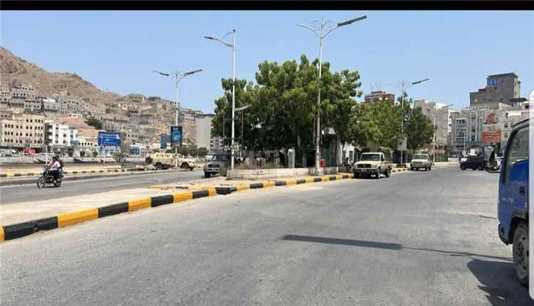 عاجل:انتشار أمني مكثف في المكلا تزامنا مع دعوات لتجمعات.. ومدرعات وأطقم تنتشر في شوارع المدينة