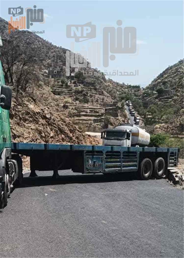 عاجل:توقف تام لحركة السير في خط القبيطة بلحج إثر تعطل شاحنة بمنطقة القطهات