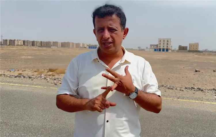 الصحفي فتحي بن لزرق يحذر من ضياع هذا المشروع في عدن