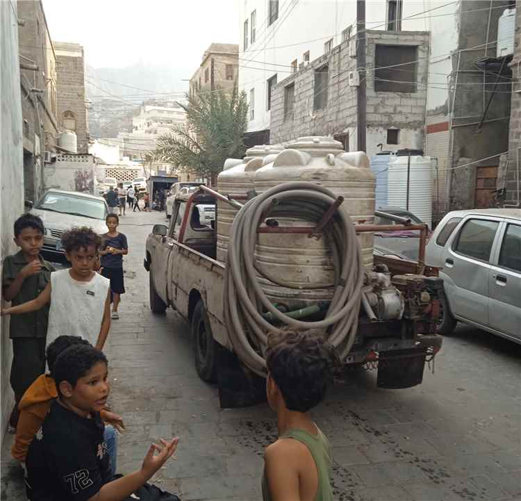 غدا..وقفة احتجاجية م أمام مؤسسة المياه بكريتر للمطالبة بإنهاء معاناة المواطنين في عدن
