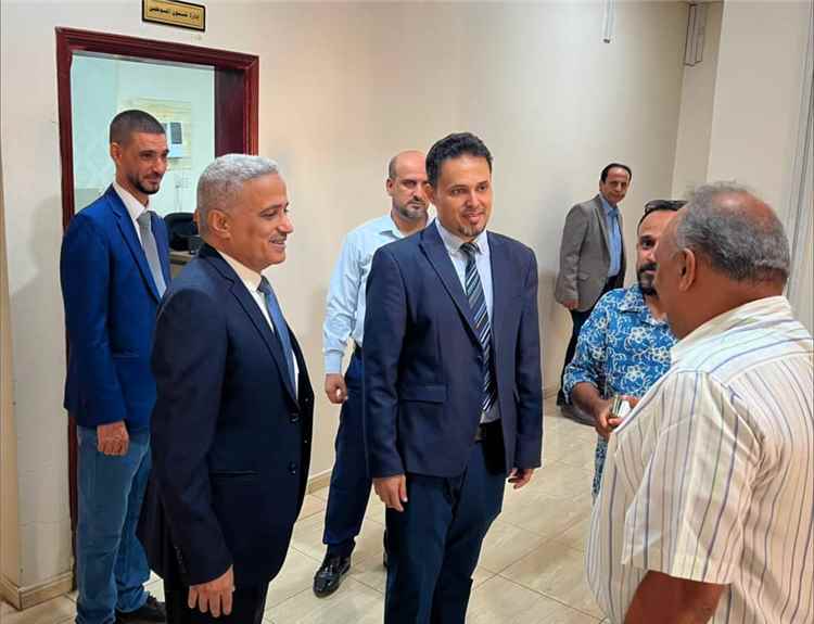 رئيس صندوق صيانة الطرق يتفقد سير العمل ويؤكد أهمية رفع كفاءة الأداء