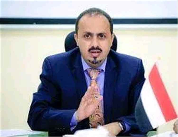 الإرياني عن أكذوبة الحصار: الموانئ تعمل والأسواق تعج بالسلع.. لكن المواطن عاجز عن الشراء..