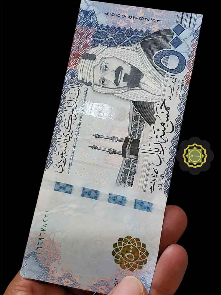 فيما هددوا بوقف الإسناد الإعلامي..مستفيدو الإعاشة خارج اليمن يرفضون أي تخفيض لمخصصاتهم ويؤكدون: ال(ح)وثي سيكون المستفيد الأكبر