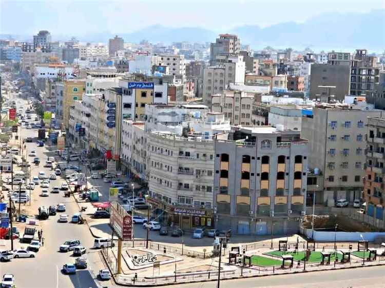 إب.. ضبط امرأة بتهمة تصنيع الخمور داخل منزلها