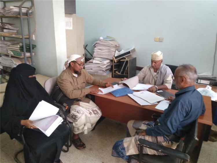 صندوق التكافل الطبي للمعلمين والمعلمات بالحوطة وتبن يناقش تعزيز كفاءة الأداء ويُقر تقديم مساعدات مالية لـ9 حالات مرضية بقيمة مليون وثلاثمائة ألف ريال