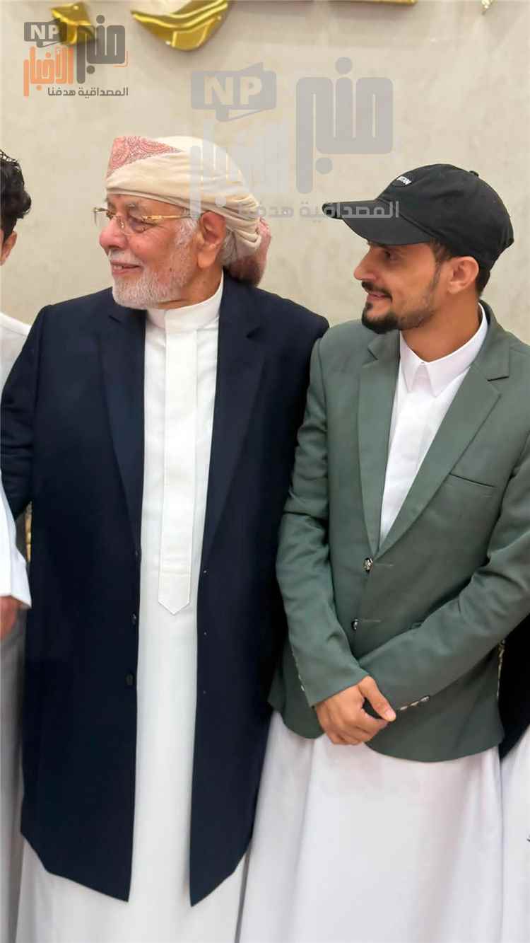 شاهد صورة..ظهور جديد للجنرال علي محسن الأحمر من السعودية