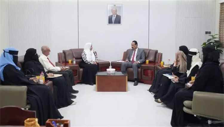 الوزيران جعسوس والعقربي يتفقان  على إنشاء نقطة اتصال دائمة بين الوزارتين،.