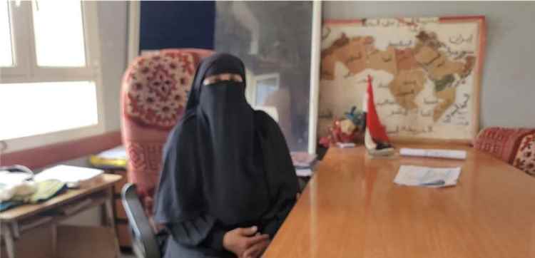 عاصفة انتقادات تطال تربوية بعد حديثها عن رفض تسجيل طالبة بسبب اسمها