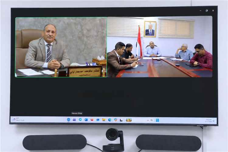 نائب وزير الصناعة والتجارة يترأس اجتماع لجنة تسيير مشروع إنشاء المعهد الصناعي والتجاري