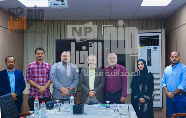 وزير الشؤون الاجتماعية والعمل يلتقي ممثلي اتحاد كرة القدم لذوي البتر فرع عدن