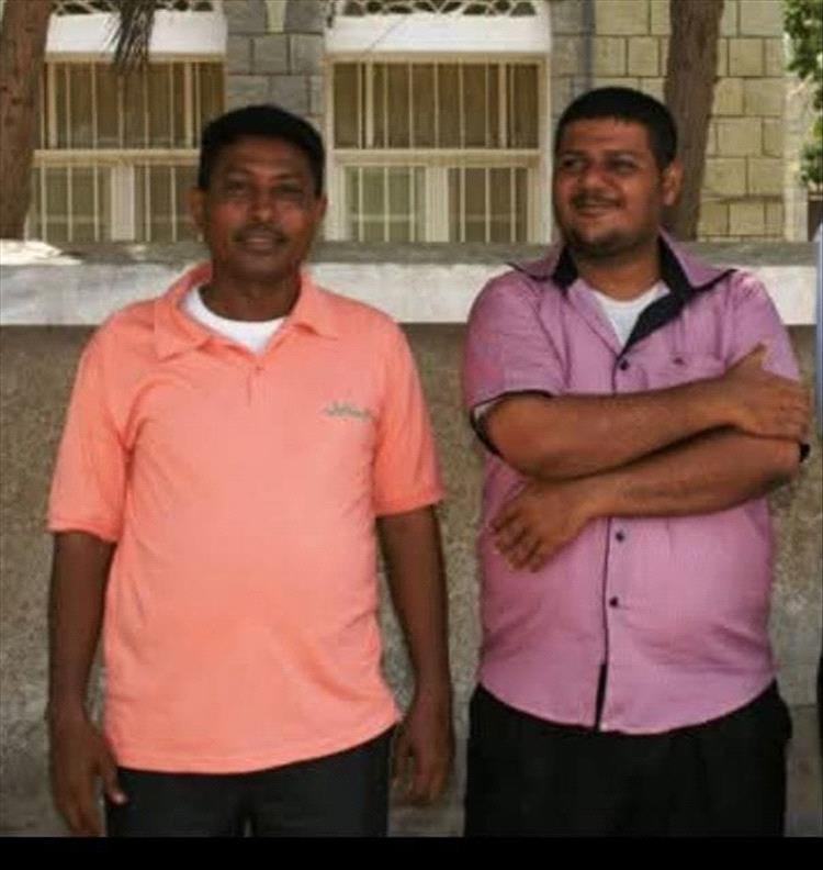 الصحفي عبدالناصر ناصر يعزي في وفاة صديقه وزميله الصحفي عبدالمجيد البرعي.