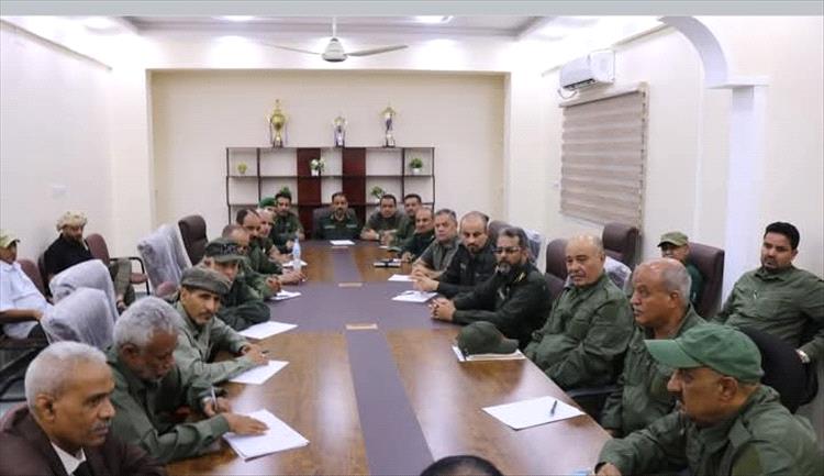 الشعيبي يدعو إلى الارتقاء بالأداء المهني والتعامل بحزم مع الخارجين عن النظام والقانون.