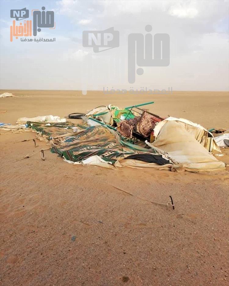 عاجل.. كارثة إنسانية في الجوف: عاصفة مطرية تقتلع خيام النازحين في صحراء الريان(صور)