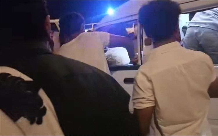 عاجل:حادث مروري مروع بين الشيخ عثمان وخور مكسر.. إصابة 6 أشخاص وحالة السائق حرجة