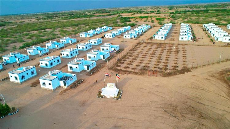 بدعم كويتي.. افتتاح “مدينة أبو حليفة السكنية” في المخا.. نقلة نوعية في الإيواء الإنساني وتعزيز للاستقرار المجتمعي.