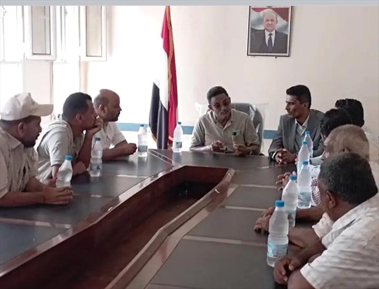 بدء أعمال تأهيل وترميم 4 مدارس في مديريتي الخوخة وحيس بالحديدة..