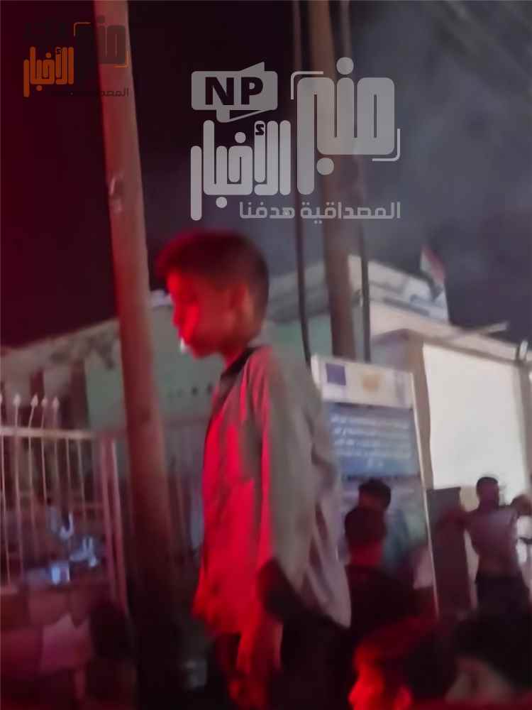 تصاعد دخان كثيف يثير القلق في الشيخ عثمان.. أنباء عن حريق بمولدات الكهرباء بالمجلس المحلي