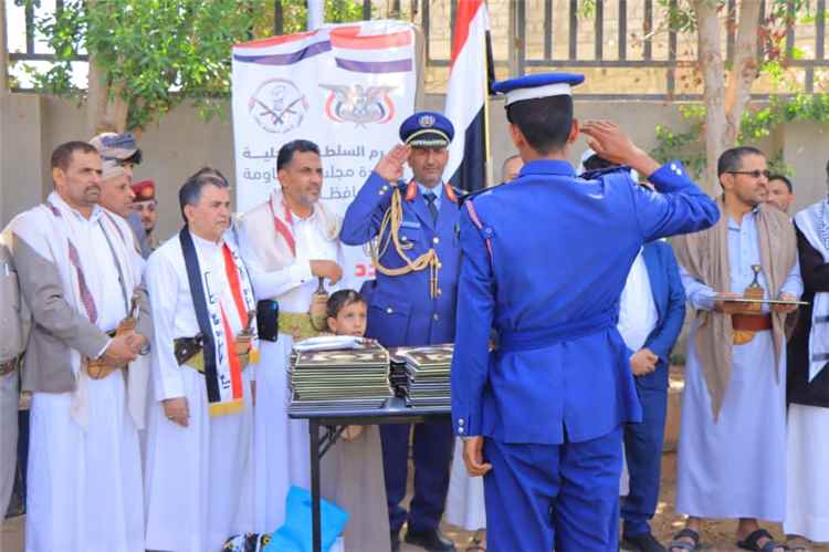 تكريم 93 خريج من كلية الطيران والدفاع الجوي من أبناء محافظة ذمار
