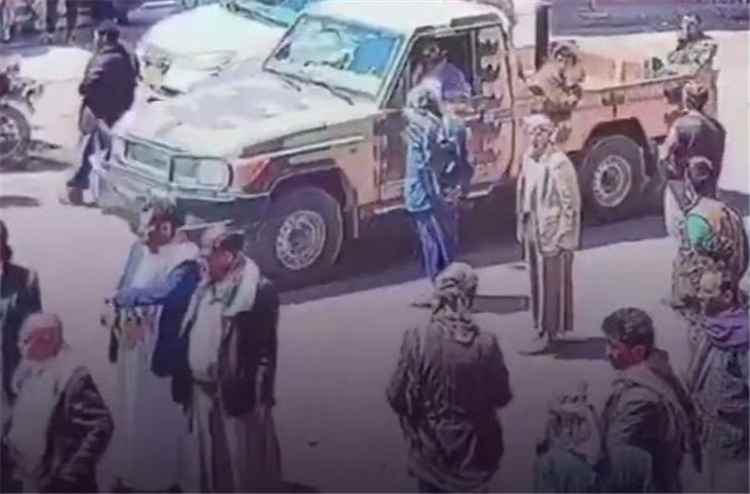 الحو...ثيون يحاصرون مصنع مياه شملان بصنعاء.
