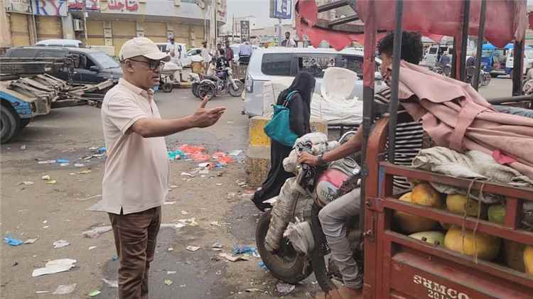 مدير عام المنصورة يؤكد استمرار حملة إزالة المظاهر المشوهة للحفاظ على المنظر العام.